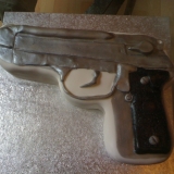 gun-cake-2